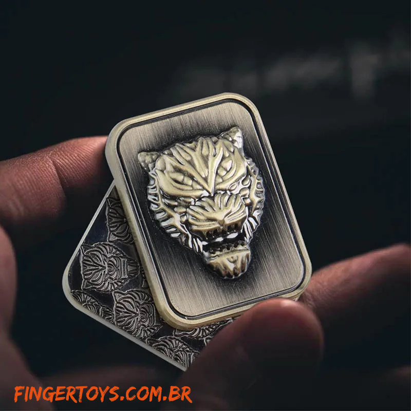 TIGER HEAD MAGNETIC FIDGET SLIDER: Poder e Elegância na Palma da Sua Mão